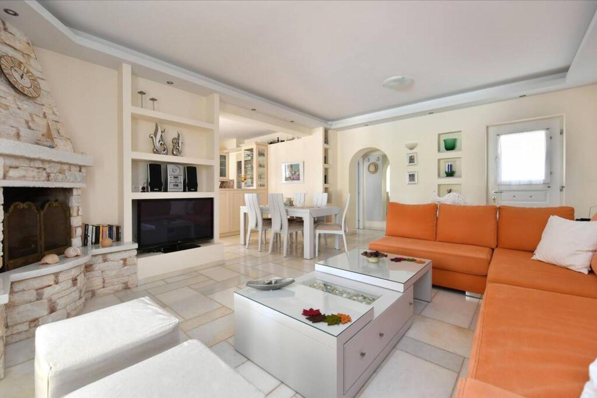 Villa Dionysos In Aliki Bagian luar foto