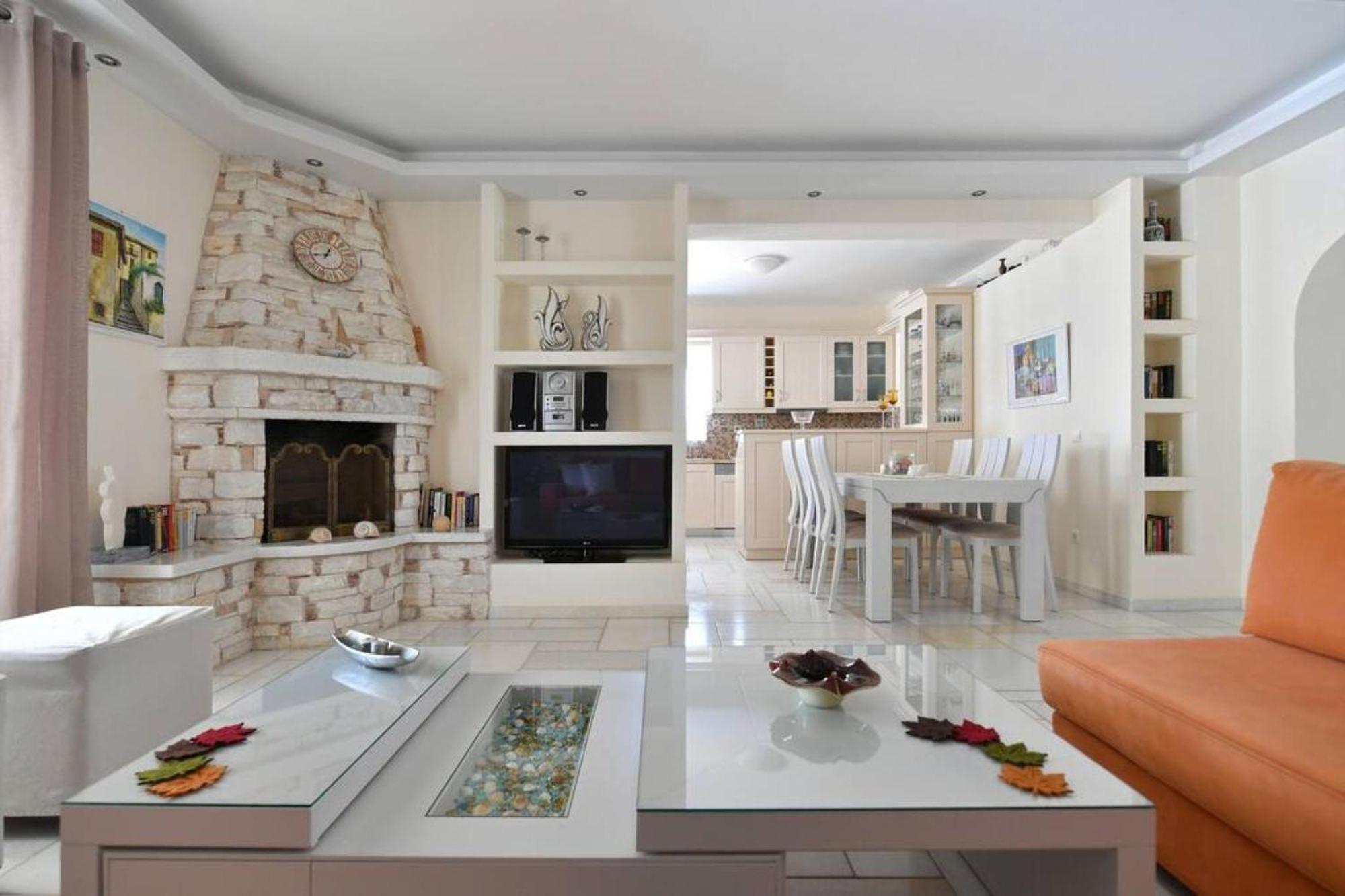 Villa Dionysos In Aliki Bagian luar foto