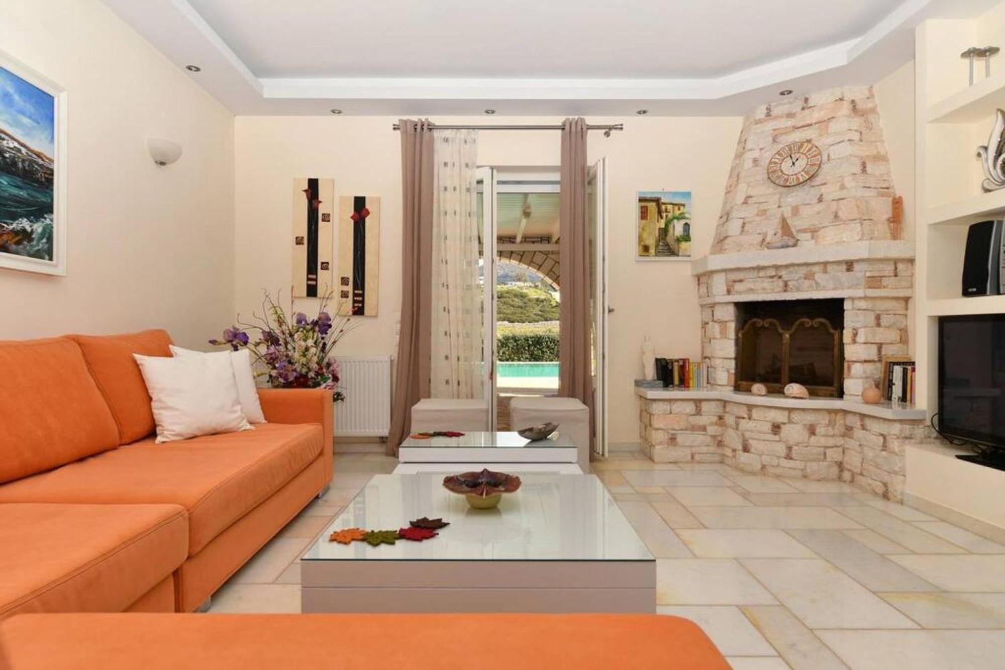 Villa Dionysos In Aliki Bagian luar foto