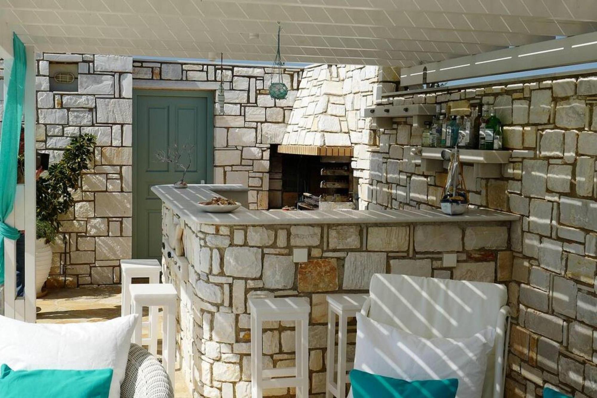 Villa Dionysos In Aliki Bagian luar foto