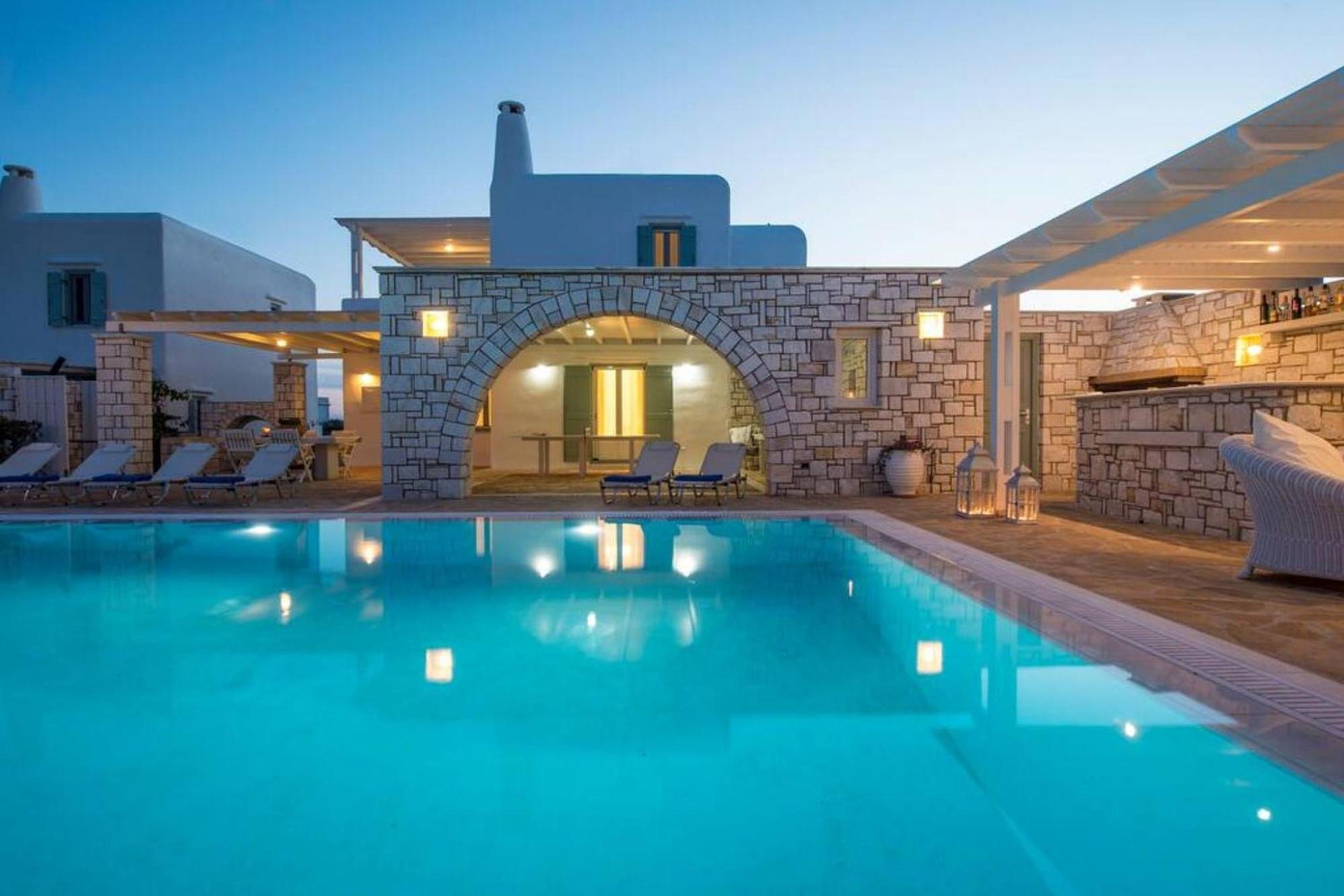 Villa Dionysos In Aliki Bagian luar foto