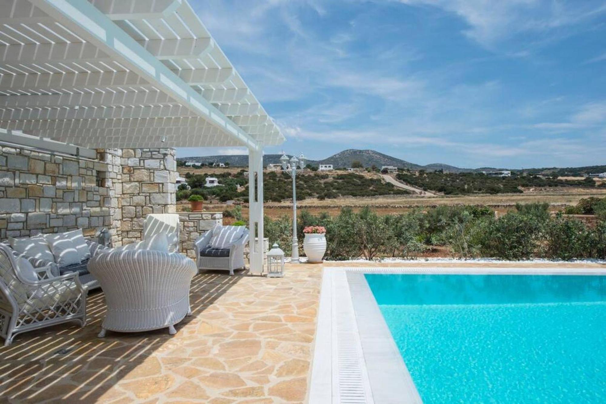Villa Dionysos In Aliki Bagian luar foto