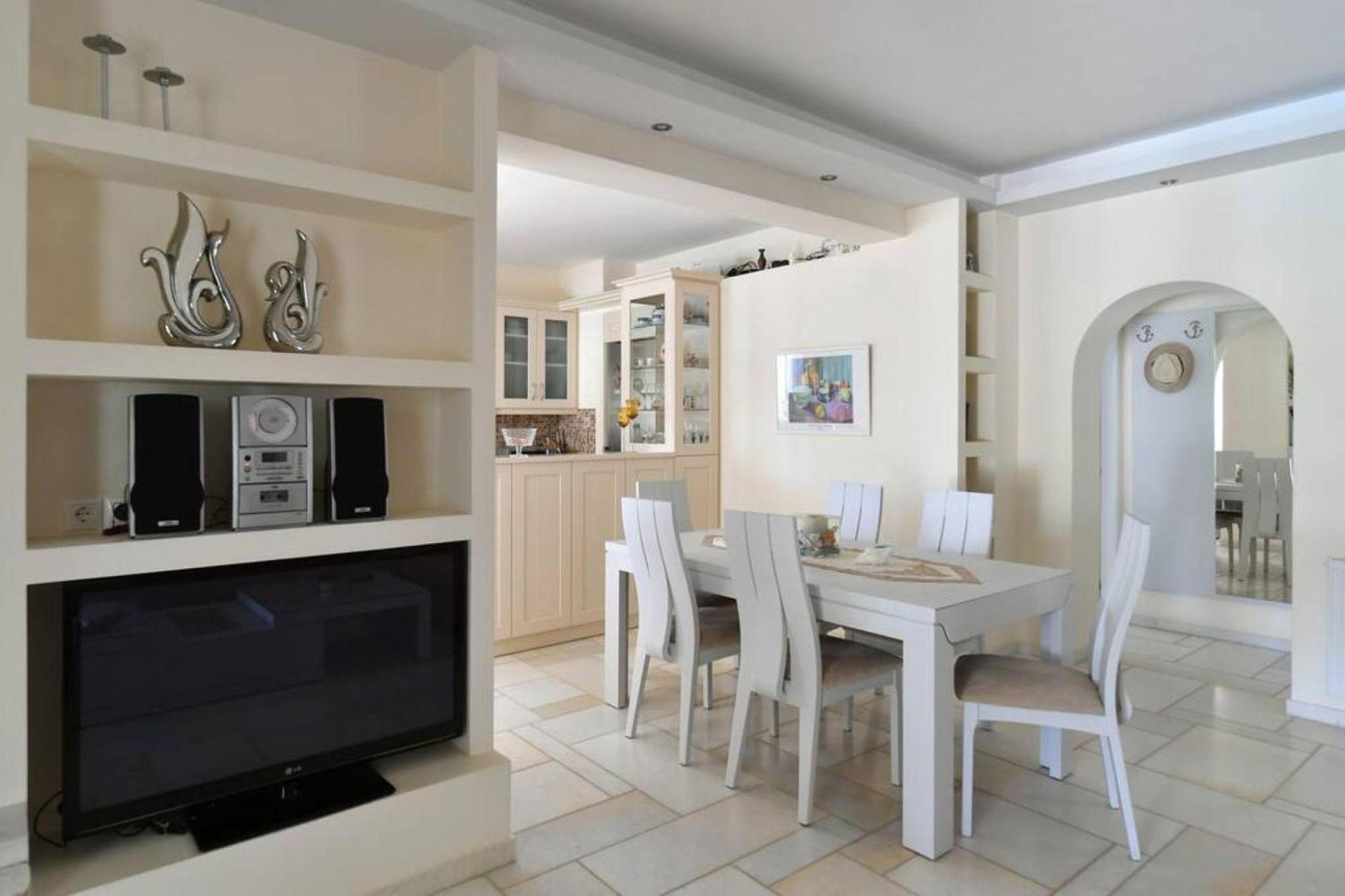 Villa Dionysos In Aliki Bagian luar foto